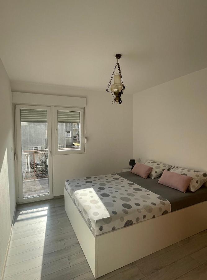 City Apartment Domagoj Omiš Eksteriør billede