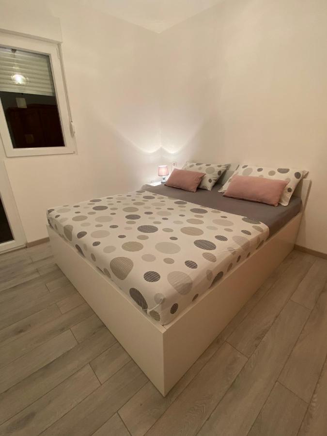 City Apartment Domagoj Omiš Eksteriør billede